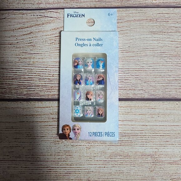 Disney Frozen Press-On Nails Set - NEW - Picture 1 of 1
